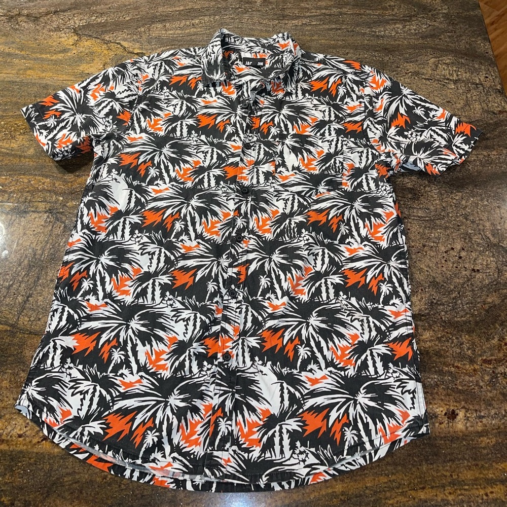 Jackson short sleeve Button Up Shirt‎ mens size medium